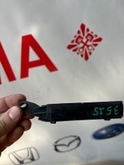 Запчасть крепление бампера переднее левое NISSAN TIIDA