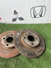 Тормозной диск передний COROLLA 1996 AE101 7a