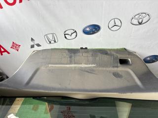 Обшивка двери багажника TOYOTA VITZ