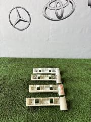 Запчасть крепление бампера переднее правое Nissan TEANA