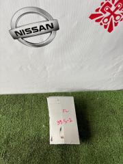 Запчасть накладка на крыло передняя левая SUZUKI GRAND VITARA