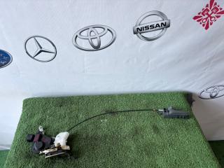 Фото запчасти замок двери передний левый TOYOTA ALLEX Б/У запчасть Запчасть замок двери передний левый TOYOTA ALLEX