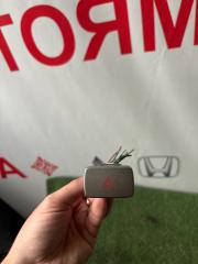 Запчасть кнопка аварийки NISSAN Wingroad