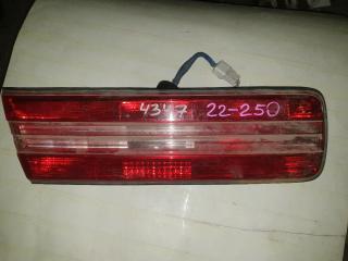 Стоп-вставка задняя левая TOYOTA MARK II контрактная Стоп-вставка задняя левая TOYOTA MARK II