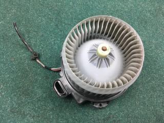 Фото запчасти мотор печки TOYOTA BB контрактная запчасть Запчасть мотор печки TOYOTA BB