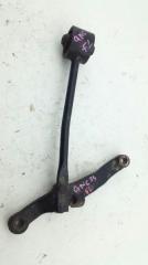 Фото запчасти рычаг подвески передний левый NISSAN LAUREL Б/У запчасть Запчасть рычаг подвески передний левый NISSAN LAUREL