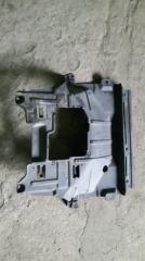 Защита двигателя TOYOTA LITE ACE NOAH 2004 Б/У Защита двигателя TOYOTA LITE ACE NOAH 2004