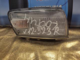 Габарит передний правый TOYOTA CARIB Б/У Габарит передний правый TOYOTA CARIB