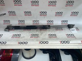 Фото запчасти амортизатор 5й двери задний TOYOTA HIACE контрактная запчасть Запчасть амортизатор 5й двери задний TOYOTA HIACE