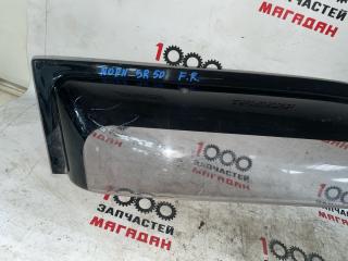 Ветровик передний правый TOYOTA NOAH