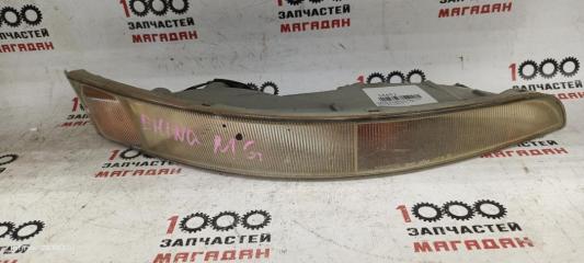 Запчасть повторитель в бампер передний правый TOYOTA ESTIMA