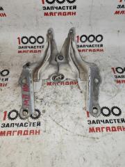 Фото запчасти петля капота передняя TOYOTA MARK II контрактная запчасть Запчасть петля капота передняя TOYOTA MARK II