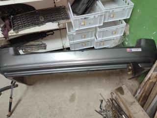 Бампер задний NISSAN AVENIR