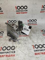 Петля капота передняя NISSAN ELGRAND