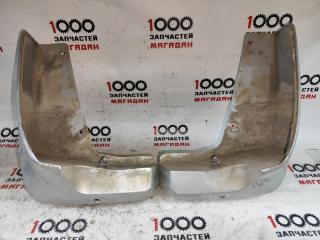 Фото запчасти брызговики комплект передние SUZUKI ESCUDO/GRAND VITARA 2005-2017 контрактная запчасть Запчасть брызговики комплект передние SUZUKI ESCUDO/GRAND VITARA 2005-2017