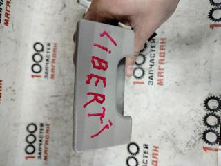 Запчасть пепельница передняя NISSAN LIBERTY