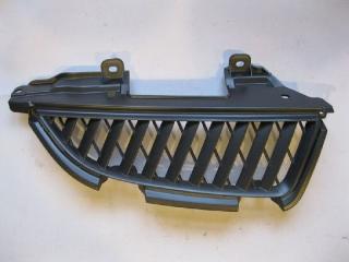 Запчасть решетка радиатора MITSUBISHI GRANDIS 2004 2005 2006 2007 2008 2009 2010
