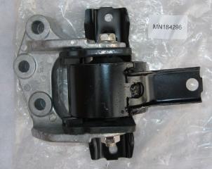 Подушка двигателя правая MITSUBISHI OUTLANDER XL 2006 2007 2008 2009 2010 2011 2012