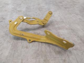 Запчасть петля капота передняя левая FORD S-MAX 2006 CA1 5M21U16801AB Б/У Петля капота передняя левая FORD S-MAX 2006 CA1 5M21U16801AB Б/У
