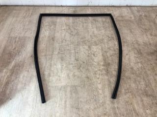 Уплотнительная резинка задняя левая MITSUBISHI PAJERO SPORT 2 2008 2009 2010 2011 2012 2013 2014 2015