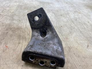 Запчасть кронштейн MITSUBISHI OUTLANDER 1 2003 2004 2005 2006 2007 2008