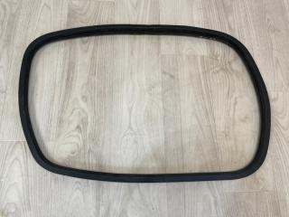 Уплотнительная резинка задняя MITSUBISHI PAJERO 4 2006 2007 2008 2009 2010 2011 2012 2013 2014 2015 2016 2017 2018 2019 2020
