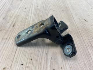 Петля двери MITSUBISHI PAJERO 4 2006 2007 2008 2009 2010 2011 2012 2013 2014 2015 2016 2017 Б/У Петля двери MITSUBISHI PAJERO 4 2006 2007 2008 2009 2010 2011 2012 2013 2014 2015 2016 2017