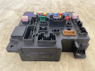 Блок предохранителей MITSUBISHI OUTLANDER XL 2006 2007 2008 2009 2010 2011 2012