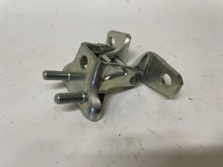 Петля двери MITSUBISHI LANCER 10 новая Петля двери MITSUBISHI LANCER 10