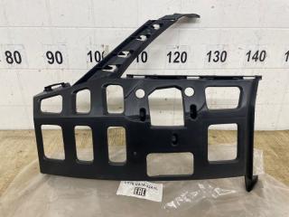Запчасть кронштейн бампера передний левый SKODA OCTAVIA 2017 2018 2019 2020