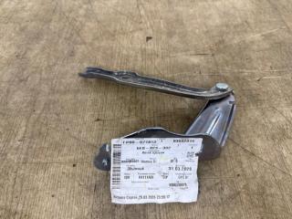 Запчасть петля капота правая SKODA OCTAVIA 2013 2014 2015 2016 2017 2018 2019 2020