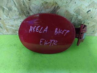 Запчасть лючок бензобака Mazda Axela 2004