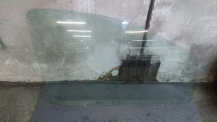 Запчасть стекло переднее правое Ford Galaxy 2000