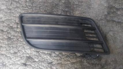 Заглушка бампера передняя правая Suzuki Swift