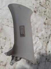 Запчасть обшивка стойки задняя правая Mazda Capella