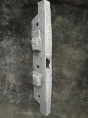 Запчасть кожух замка капота Toyota Duet 2000