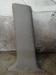 Запчасть накладка на стойку(центр) левая Mazda Capella
