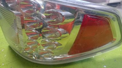 Задний фонарь правый subaru impreza 2008