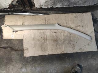 Фото запчасти накладка на стойку(перед) передняя правая Mitsubishi Galant Б/У запчасть Запчасть накладка на стойку(перед) передняя правая Mitsubishi Galant