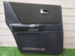 Запчасть дверная карта задняя правая audi 80