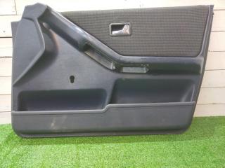 Запчасть дверная карта передняя правая audi 80