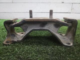 Подушка кпп Subaru impreza wrx STI