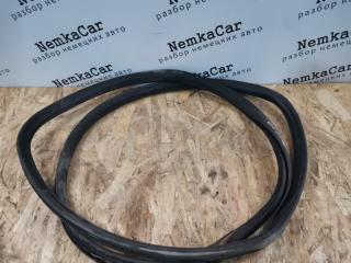 Запчасть уплотнение двери заднее правое AUDI A6 1998