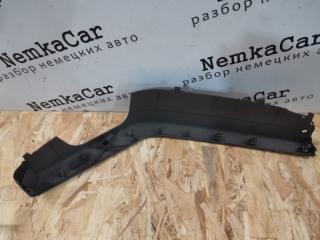 Накладка обшивки двери передняя правая AUDI A4 2010