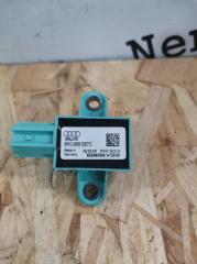 Запчасть датчик airbag AUDI A4 2010