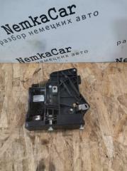 Замок двери распашной задний правый Mercedes Vito 2013