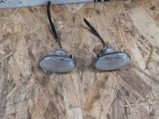 Запчасть поворотник в крыле Mercedes Vito 2013