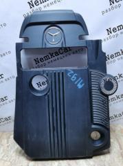 Крышка двигателя Mercedes C-Class W204 2010