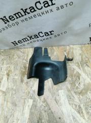 Дефлектор радиатора правый Mercedes Vito 2006