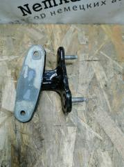 Петля двери передняя левая Mercedes C-Class W204 2010 контрактная Петля двери передняя левая Mercedes C-Class W204 2010